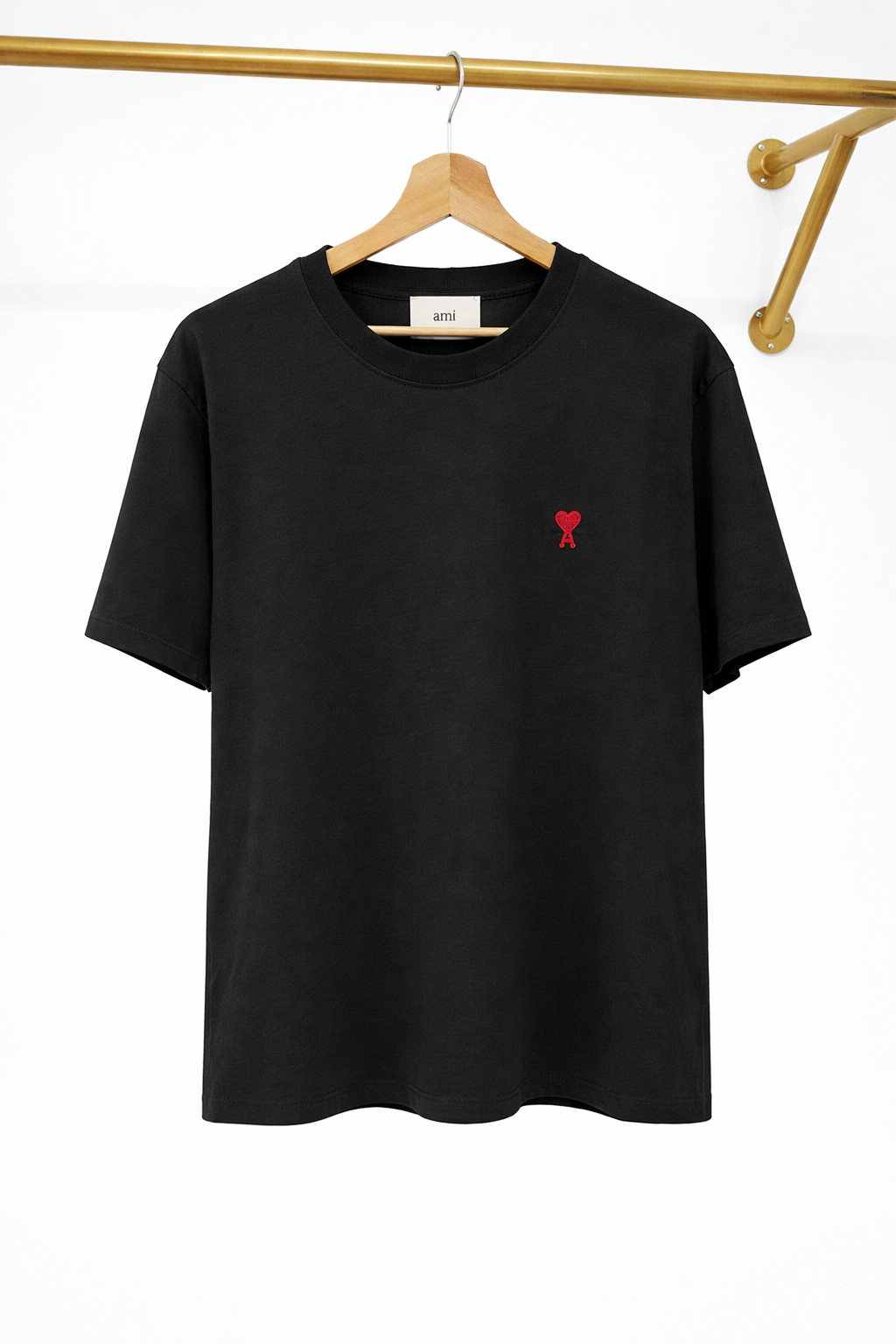 T shirt ami noir petit cœur rouge