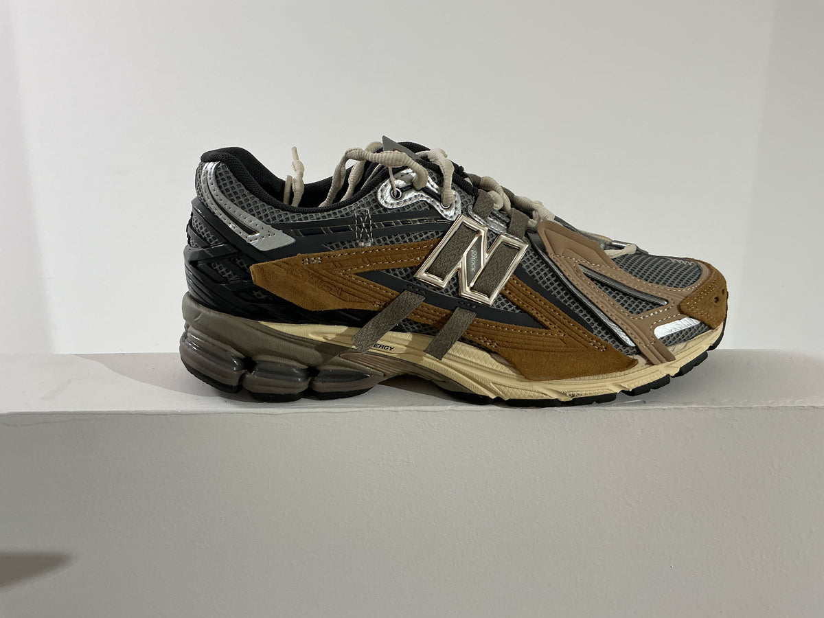 NEW BALANCE 1906