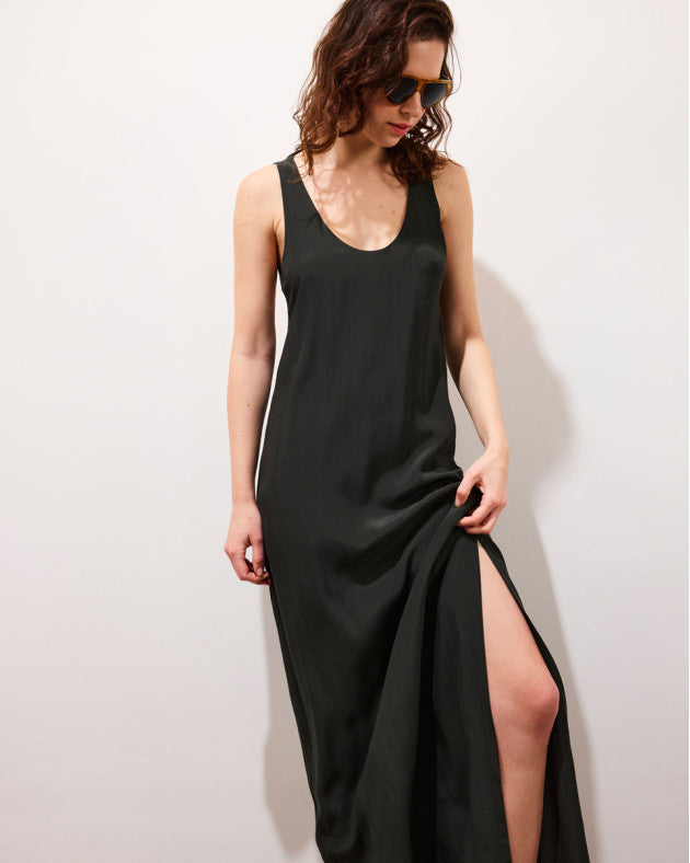 JOGA • Robe longue dos nu sans manches